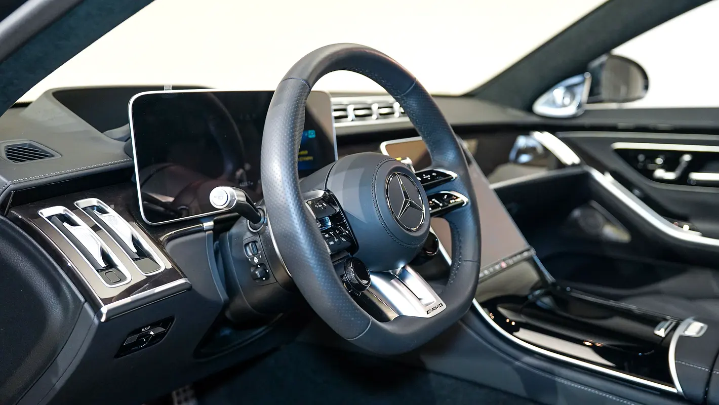 MERCEDES S-Class S 63 AMG 2024 - photo 4 - Import Émirats | International Cars