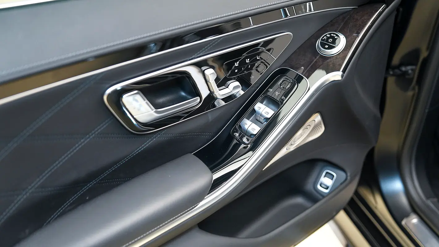 MERCEDES S-Class S 63 AMG 2024 - photo 5 - Import Émirats | International Cars