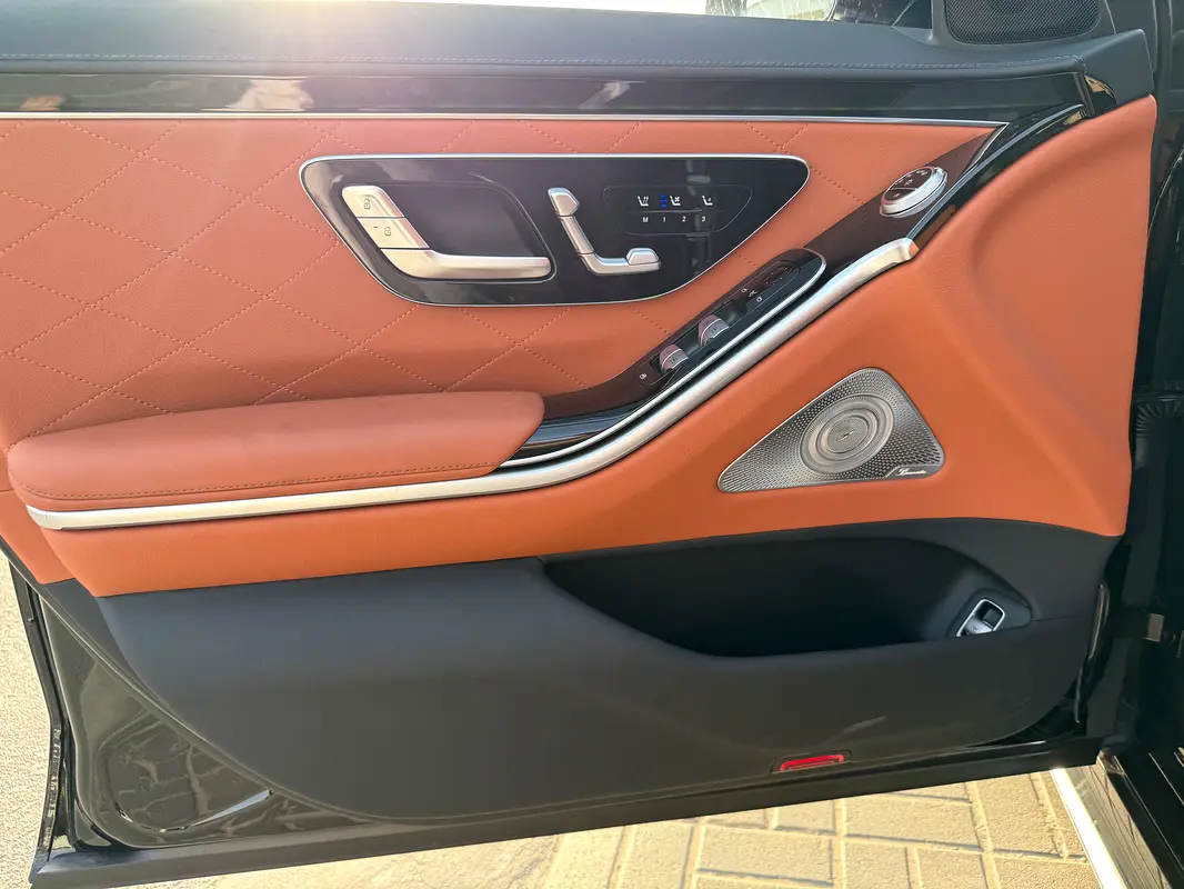 MERCEDES S-Class S 500 4Matic 2023 - photo 6 - Import Émirats | International Cars