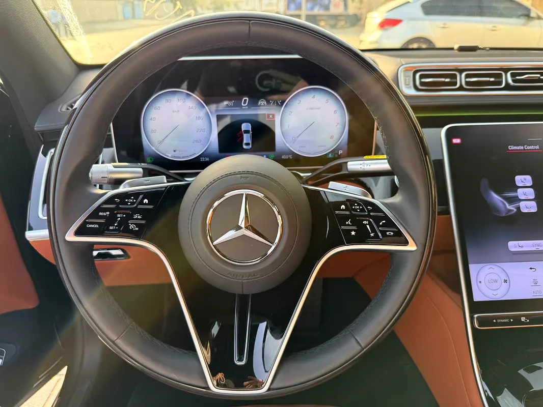 MERCEDES S-Class S 500 4Matic 2023 - photo 8 - Import Émirats | International Cars