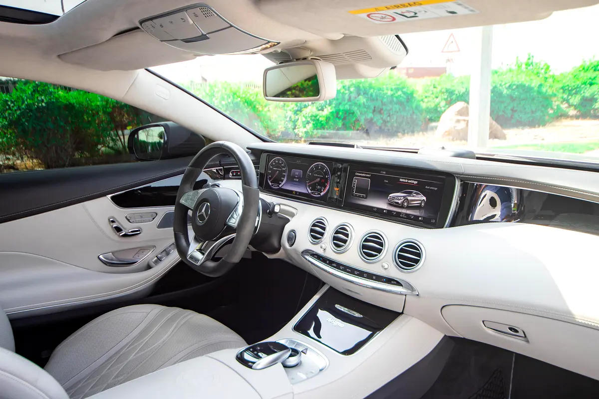 MERCEDES S-Class S 63 AMG 4MATIC 2015 - photo 10 - Import Émirats | International Cars