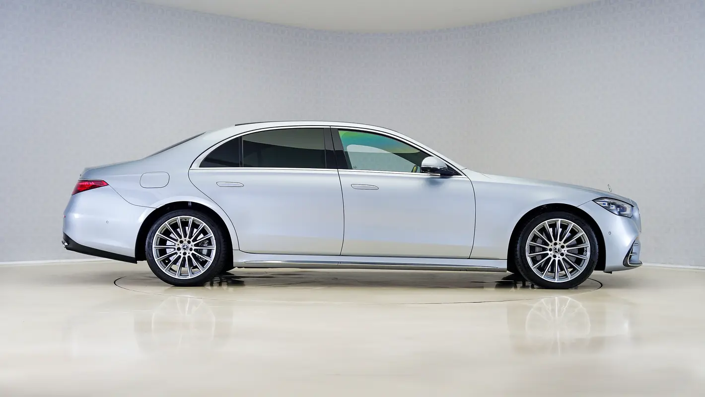 MERCEDES S-Class S 580 2022 - photo 3 - Import Émirats | International Cars