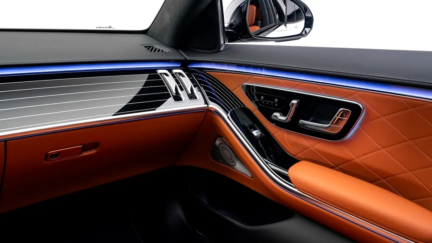 MERCEDES S-Class S 500 4Matic 2025 - photo 10 - Import Émirats | International Cars