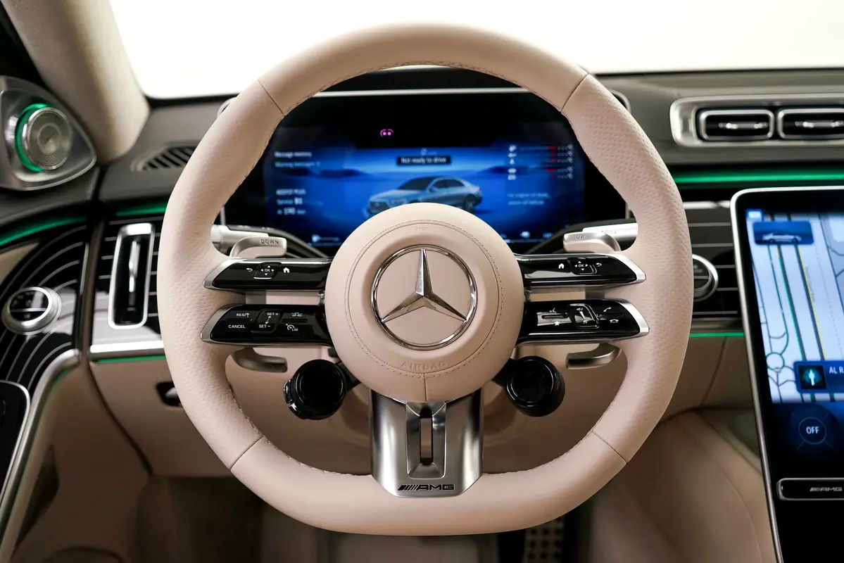 MERCEDES S-Class S 63 AMG 2024 - photo 9 - Import Émirats | International Cars
