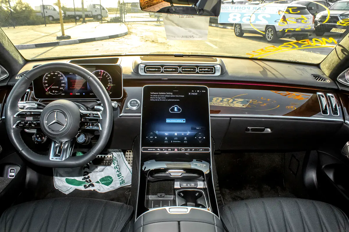 MERCEDES S-Class S 63 AMG 2024 - photo 10 - Import Émirats | International Cars