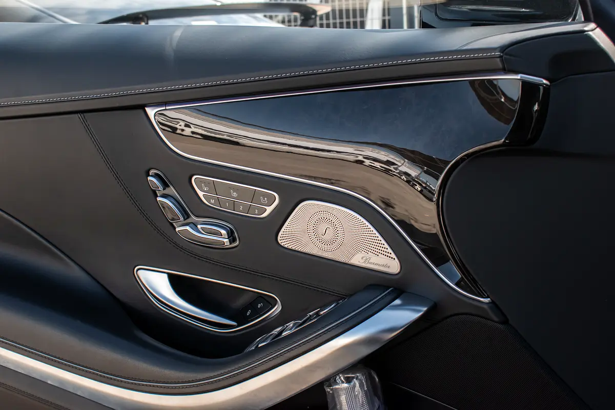 MERCEDES S-Class S 63 AMG 2015 - photo 11 - Import Émirats | International Cars