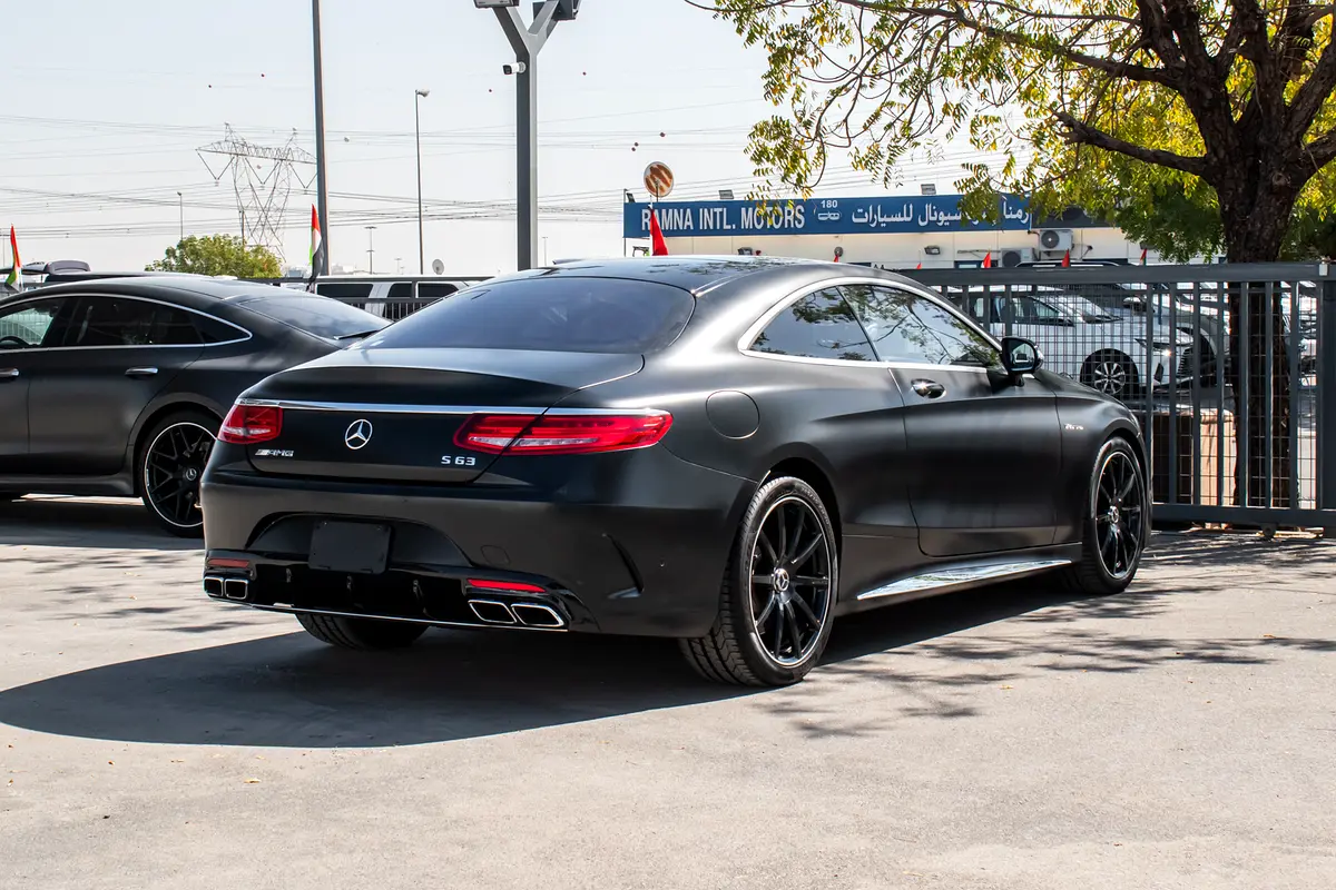 MERCEDES S-Class S 63 AMG 2015 - photo 7 - Import Émirats | International Cars