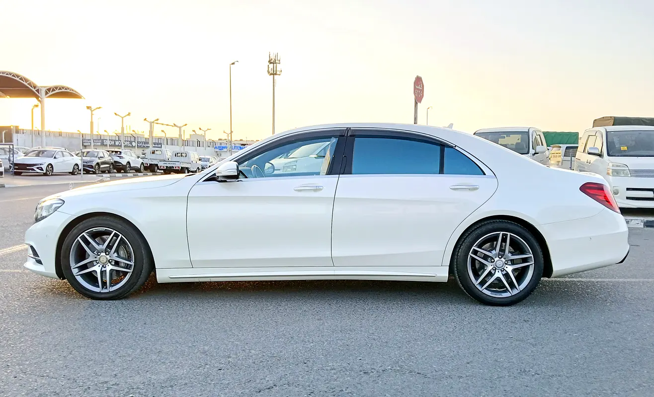 MERCEDES S-Class S 550 2014 - photo 4 - Import Émirats | International Cars