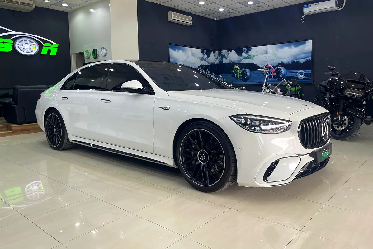 MERCEDES S-Class S 63 AMG 2024 - photo 4 - Import Émirats | International Cars