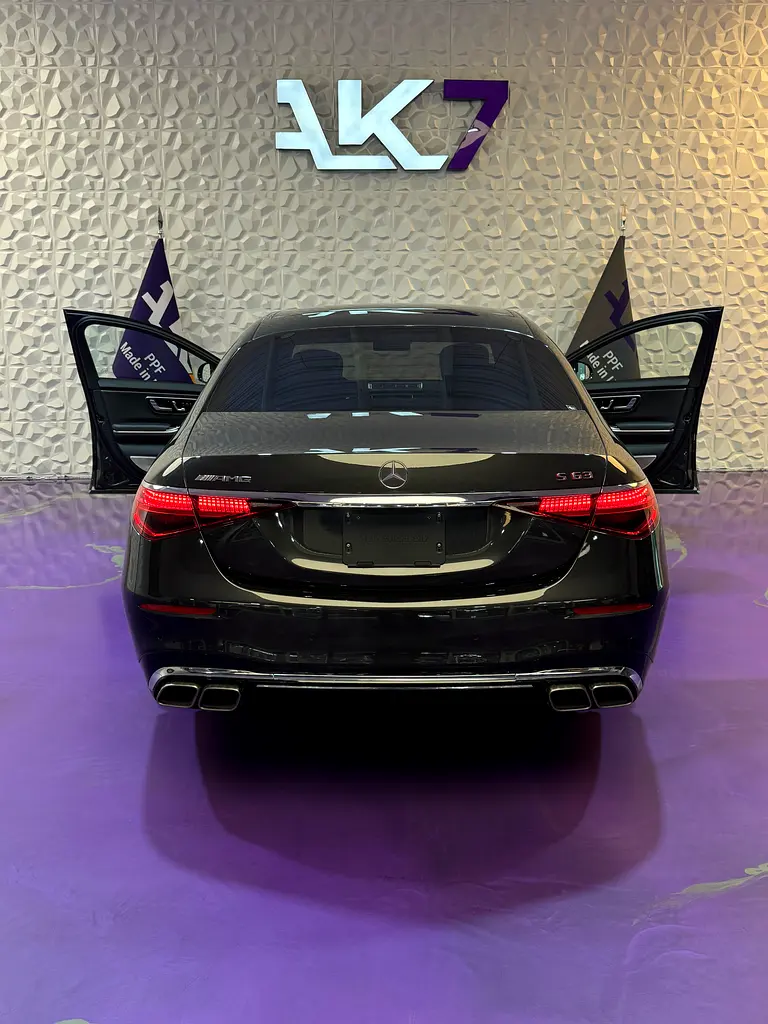 MERCEDES S-Class S 63 AMG 2024 - photo 12 - Import Émirats | International Cars