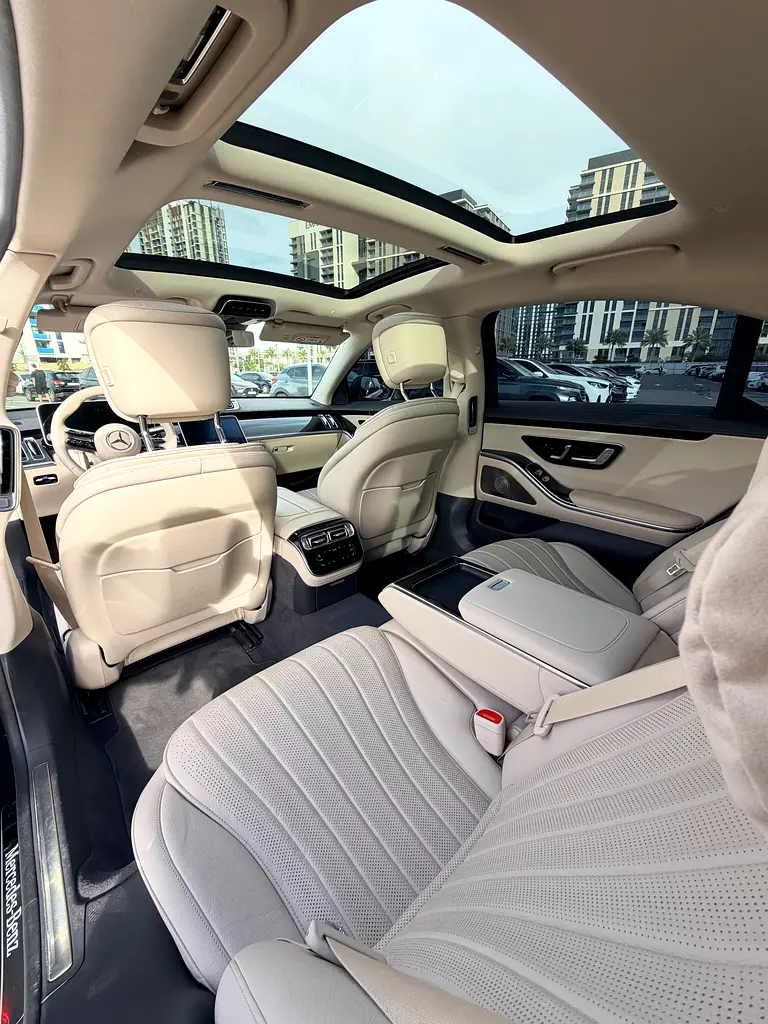 MERCEDES S-Class S 500 4Matic 2023 - photo 11 - Import Émirats | International Cars