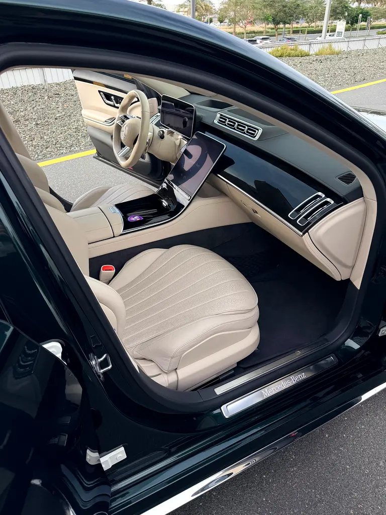 MERCEDES S-Class S 500 4Matic 2023 - photo 5 - Import Émirats | International Cars
