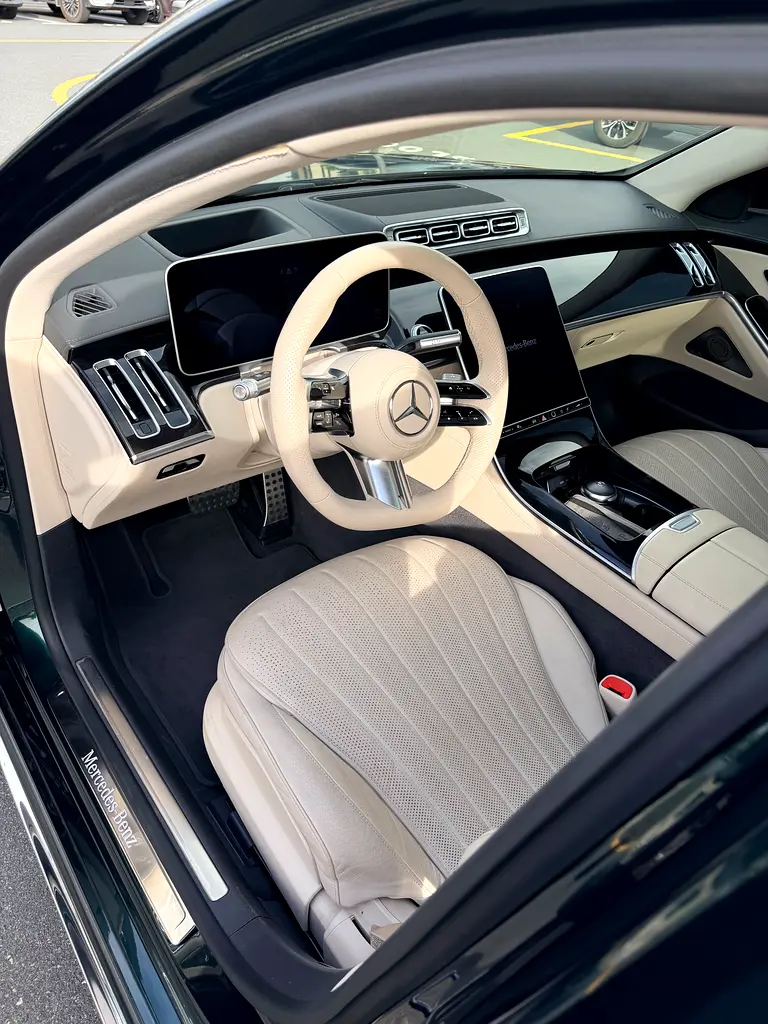 MERCEDES S-Class S 500 4Matic 2023 - photo 8 - Import Émirats | International Cars