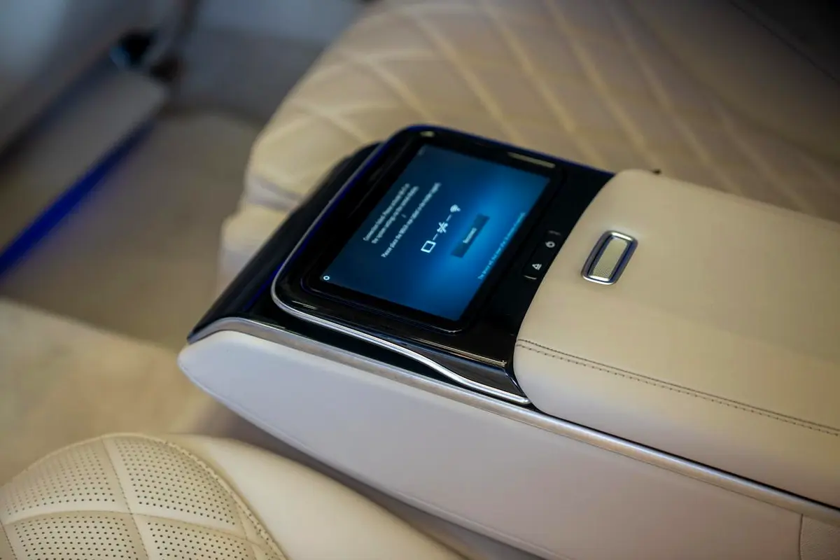 MERCEDES S-Class S 580 4Matic 2025 - photo 6 - Import Émirats | International Cars