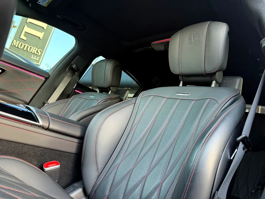 MERCEDES S-Class S 63 AMG 2024 - photo 11 - Import Émirats | International Cars
