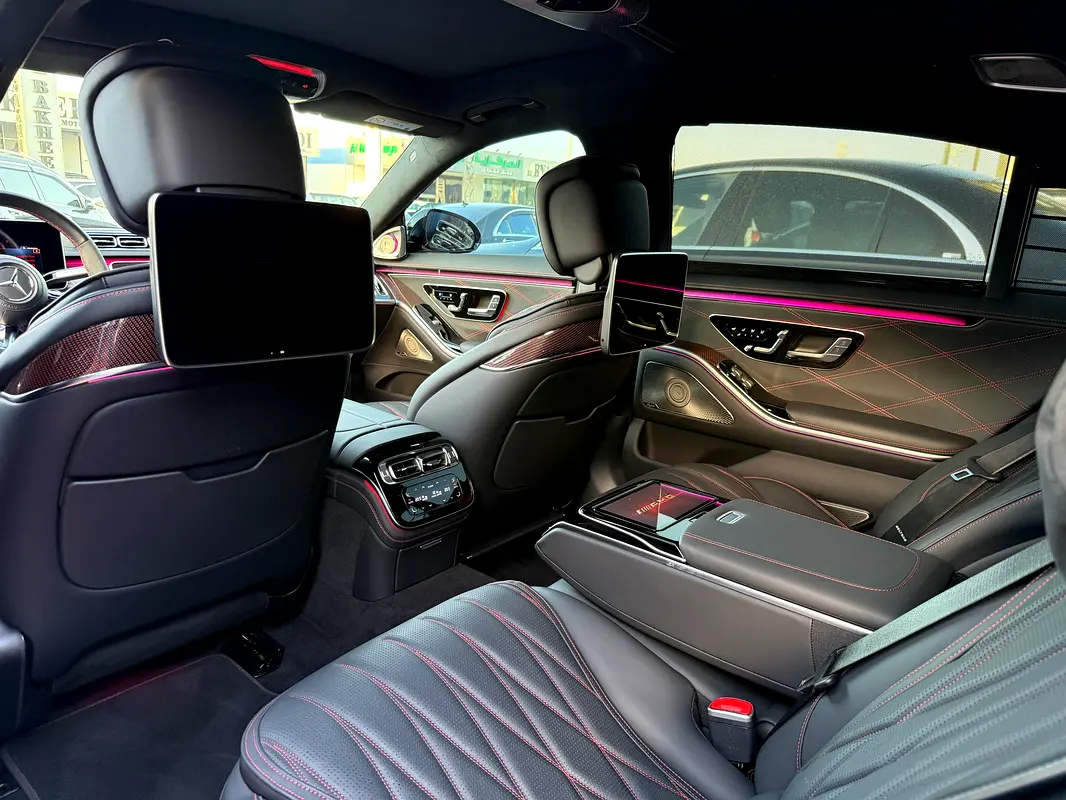 MERCEDES S-Class S 63 AMG 2024 - photo 12 - Import Émirats | International Cars