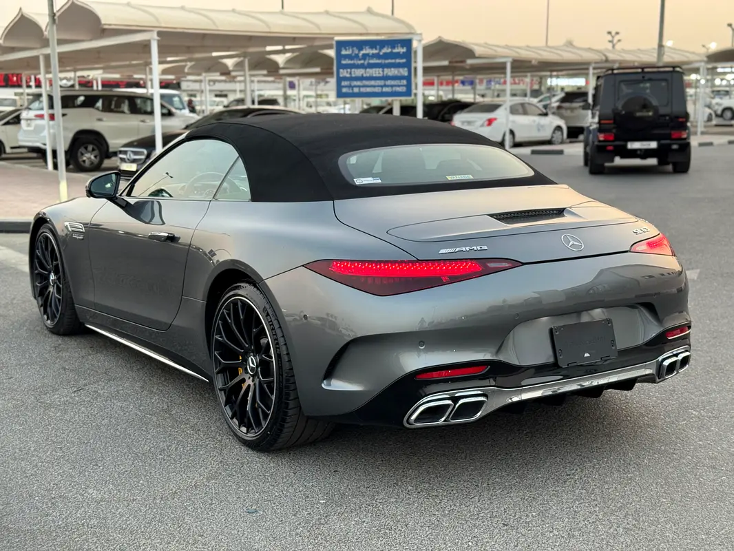 MERCEDES SL-Class SL 63 AMG 2023 - photo 5 - Import Émirats | International Cars