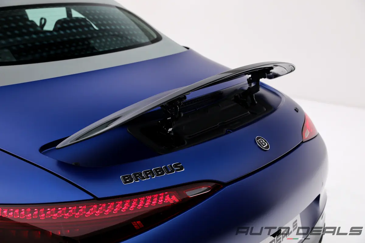 MERCEDES SL-Class SL 63 AMG 2023 - photo 9 - Import Émirats | International Cars