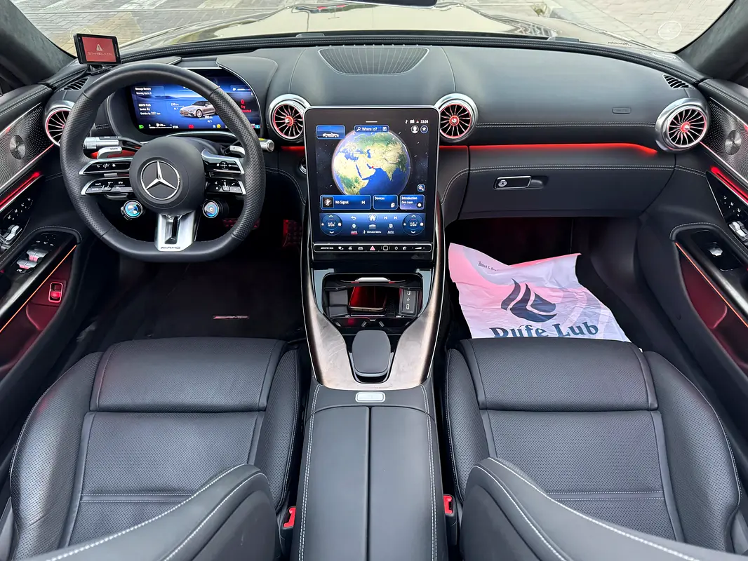 MERCEDES SL-Class SL 63 AMG 2023 - photo 8 - Import Émirats | International Cars