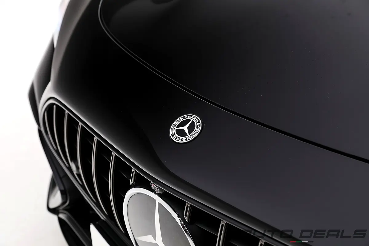 MERCEDES SL-Class SL 55 AMG 4Matic Plus 2022 - photo 7 - Import Émirats | International Cars