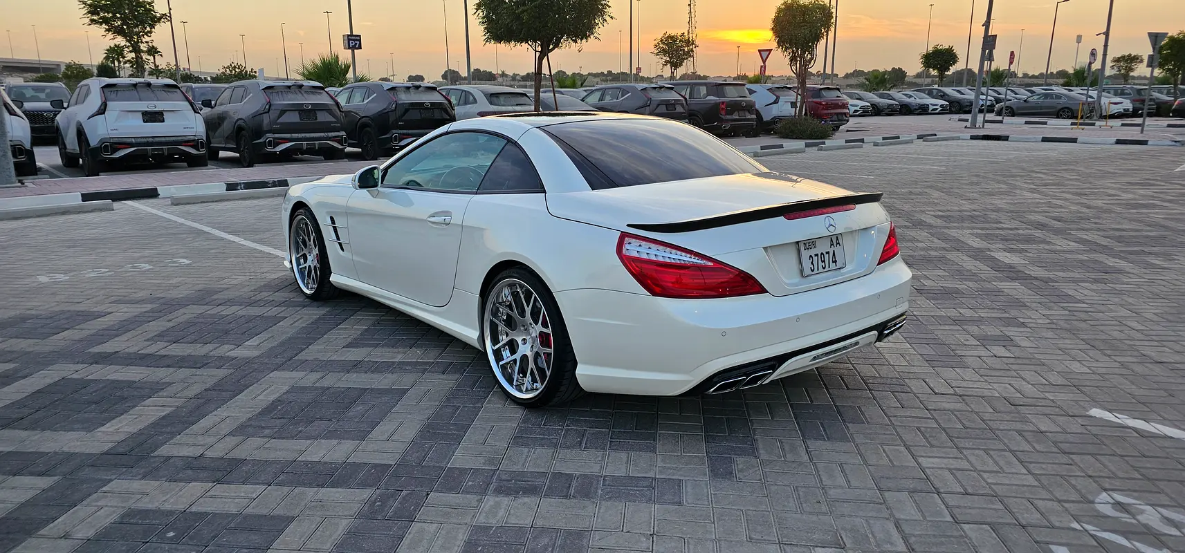 MERCEDES SL-Class SL 350 2013 - photo 5 - Import Émirats | International Cars