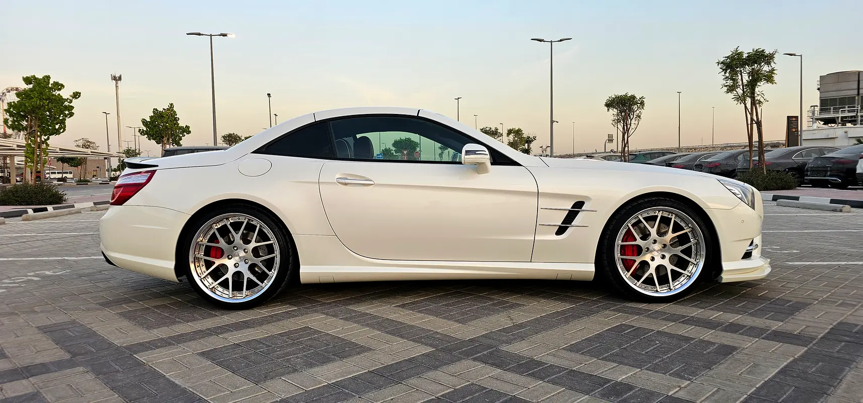 MERCEDES SL-Class SL 350 2013 - photo 8 - Import Émirats | International Cars