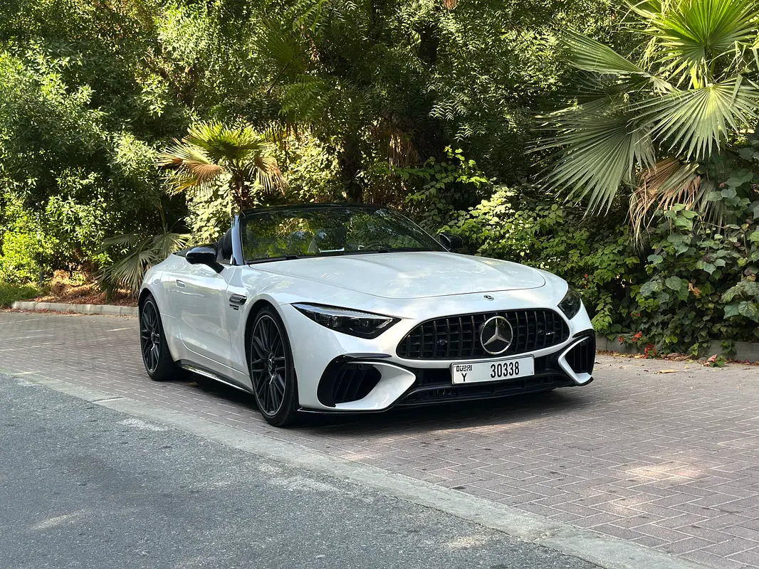 MERCEDES SL-Class SL 63 AMG 2024 - photo 2 - Import Émirats | International Cars