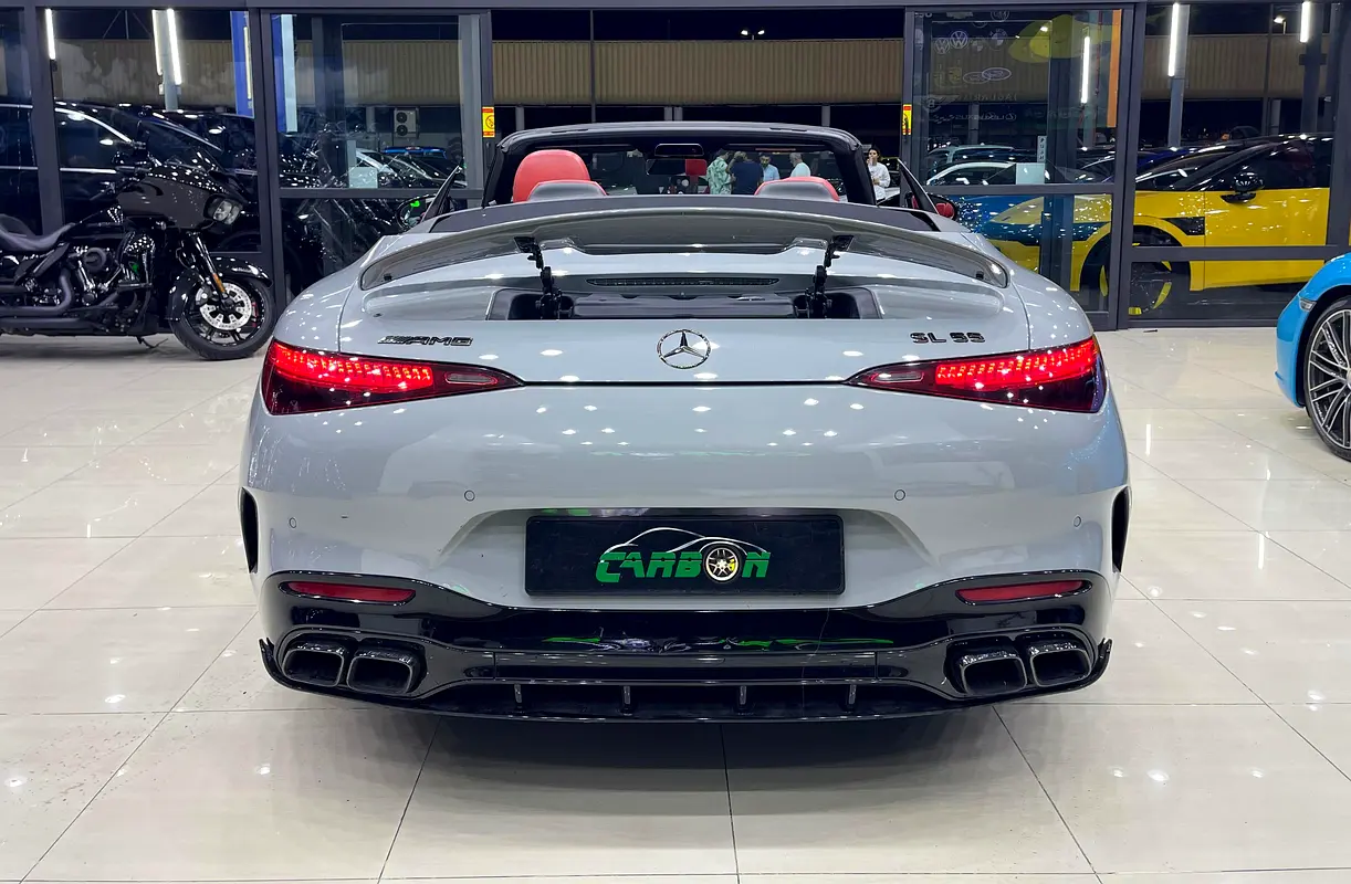 MERCEDES SL-Class SL 55 AMG 4Matic Plus 2022 - photo 11 - Import Émirats | International Cars