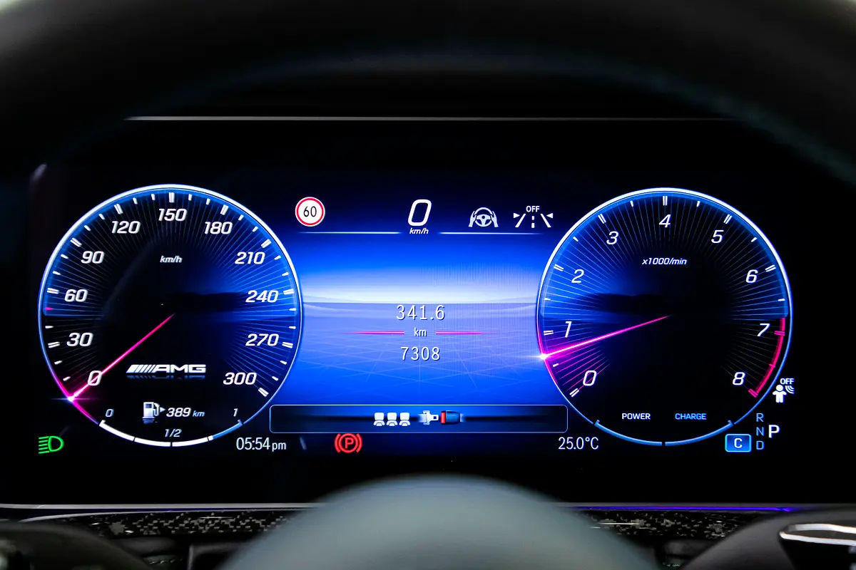 MERCEDES G-Class G 63 AMG 2025 - photo 11 - Import Émirats | International Cars