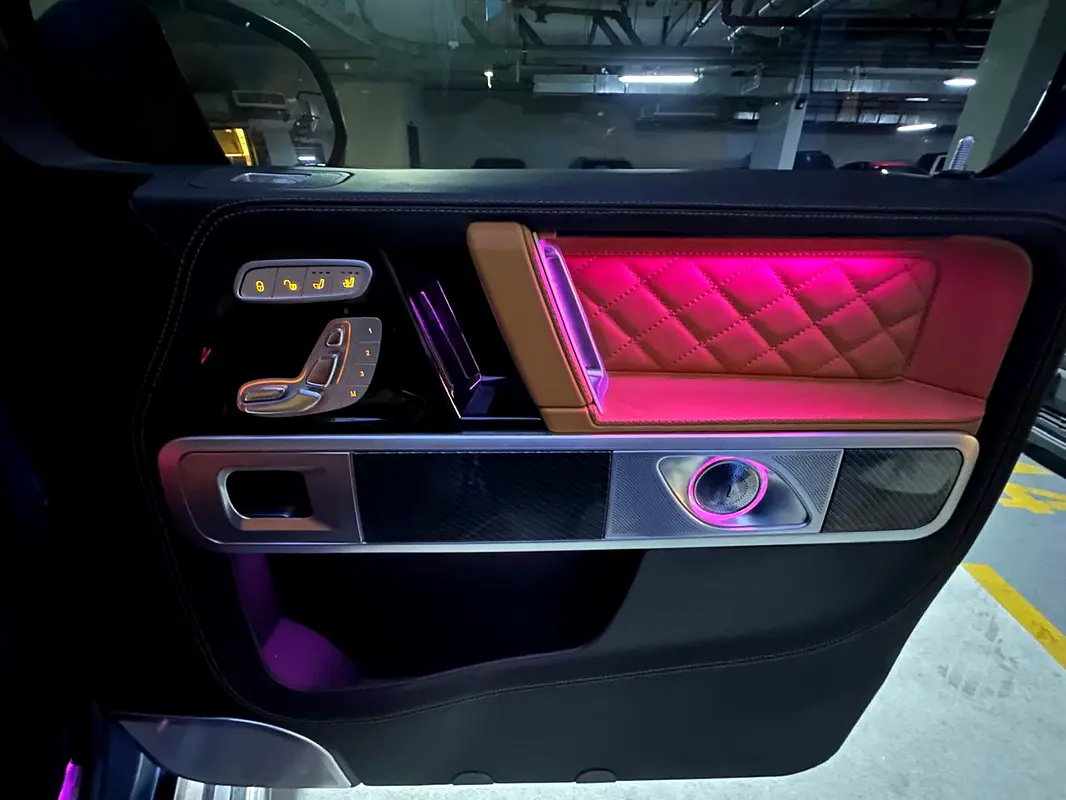 MERCEDES G-Class G 63 AMG 2013 - photo 10 - Import Émirats | International Cars