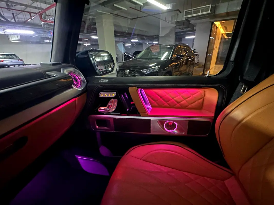 MERCEDES G-Class G 63 AMG 2013 - photo 11 - Import Émirats | International Cars