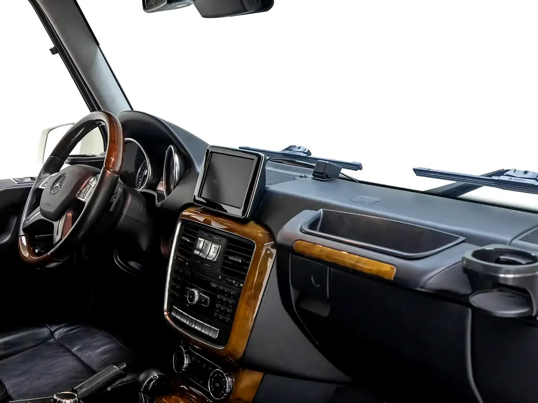 MERCEDES G-Class G 550 2013 - photo 10 - Import Émirats | International Cars