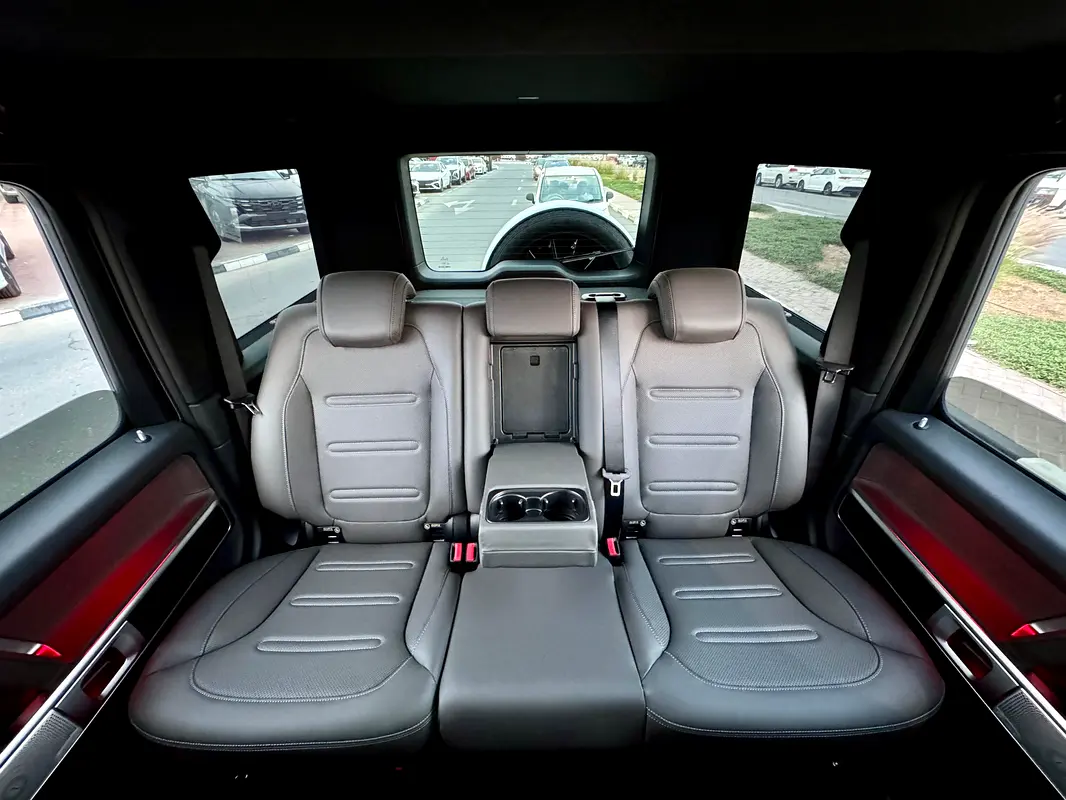 MERCEDES G-Class G 400 d 2024 - photo 12 - Import Émirats | International Cars