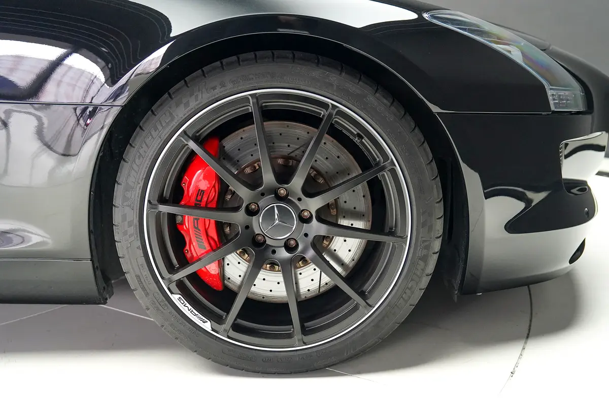 MERCEDES SLS Coupe 2011 - photo 7 - Import Émirats | International Cars