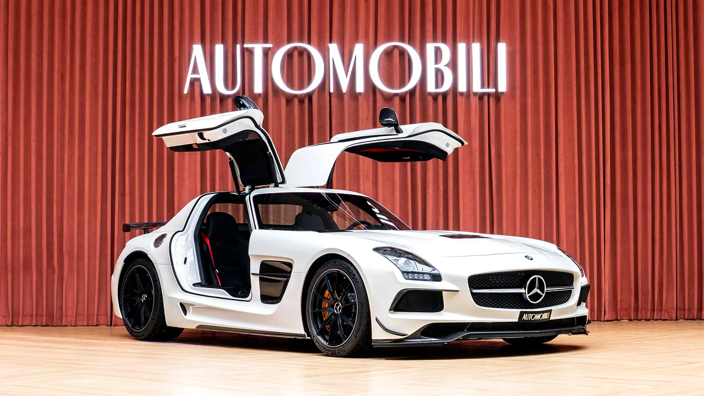 MERCEDES SLS Black Série 2013