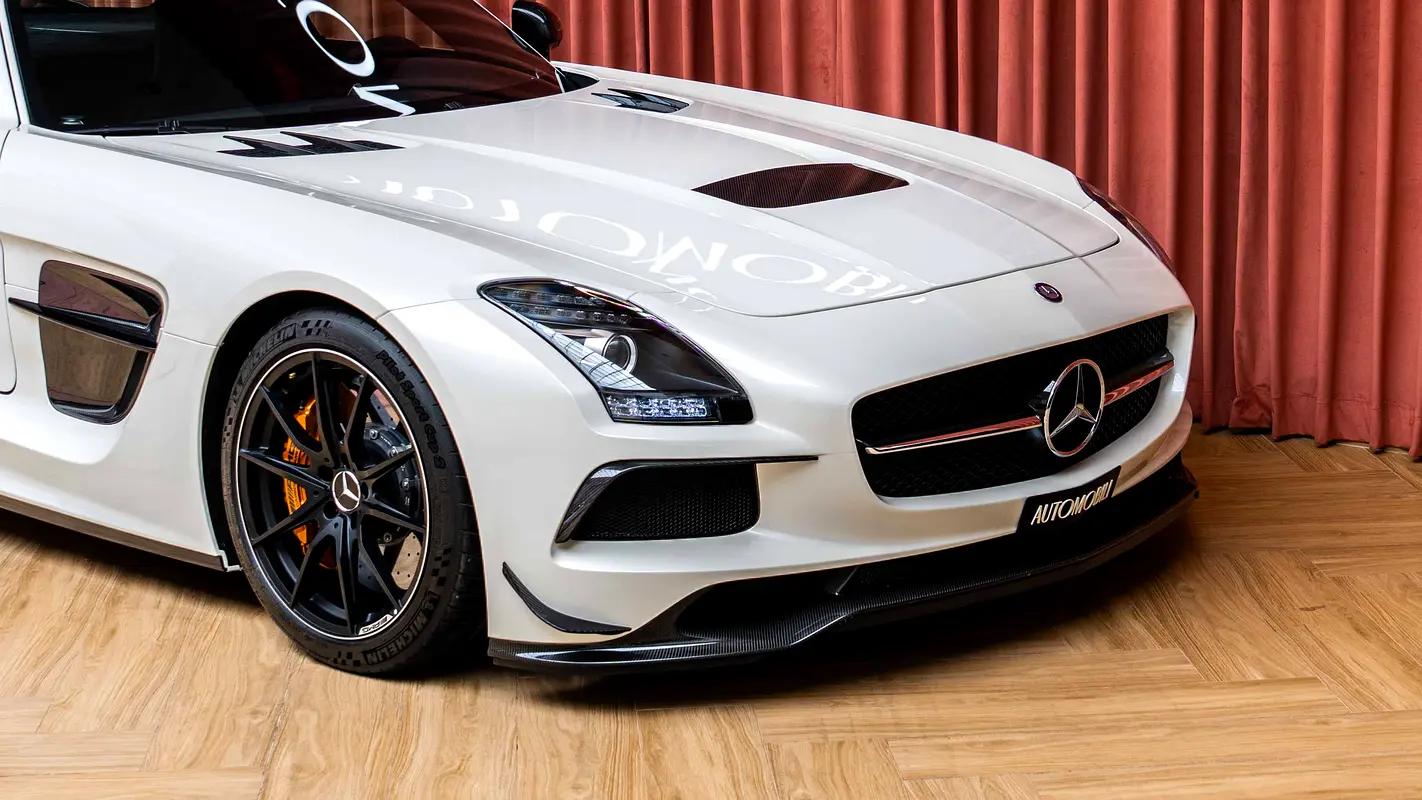 MERCEDES SLS Black Series 2013 - photo 11 - Import Émirats | International Cars