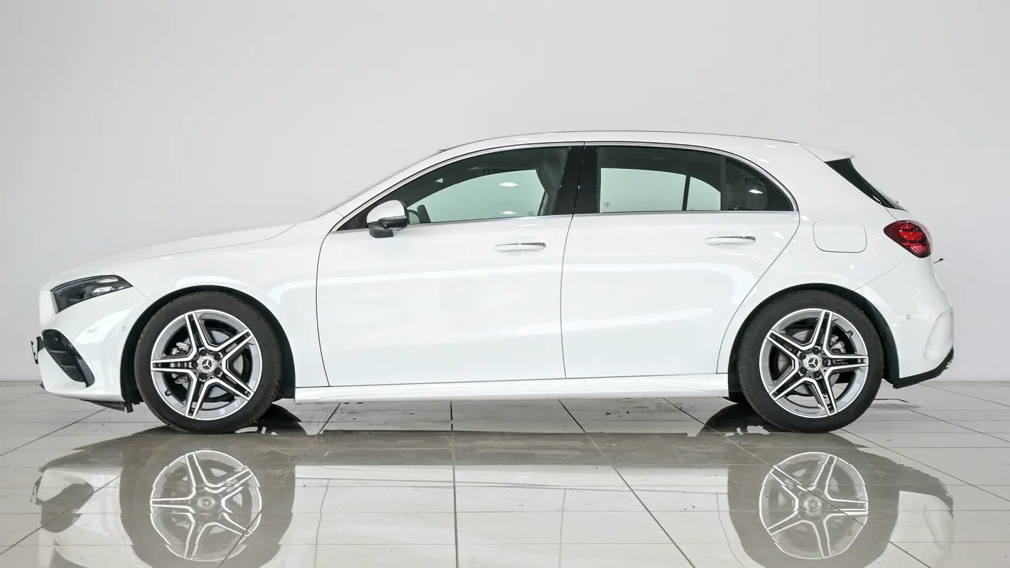 MERCEDES A-Class A 200 2024 - photo 3 - Import Émirats | International Cars