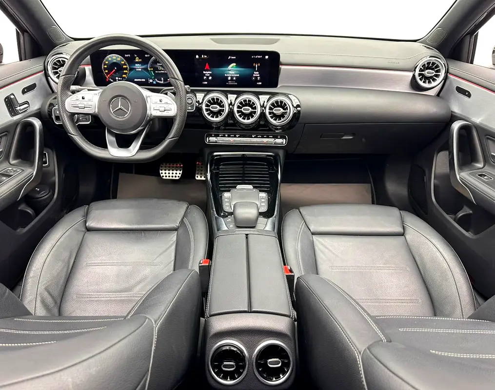 MERCEDES A-Class A 35 AMG 2021 - photo 10 - Import Émirats | International Cars