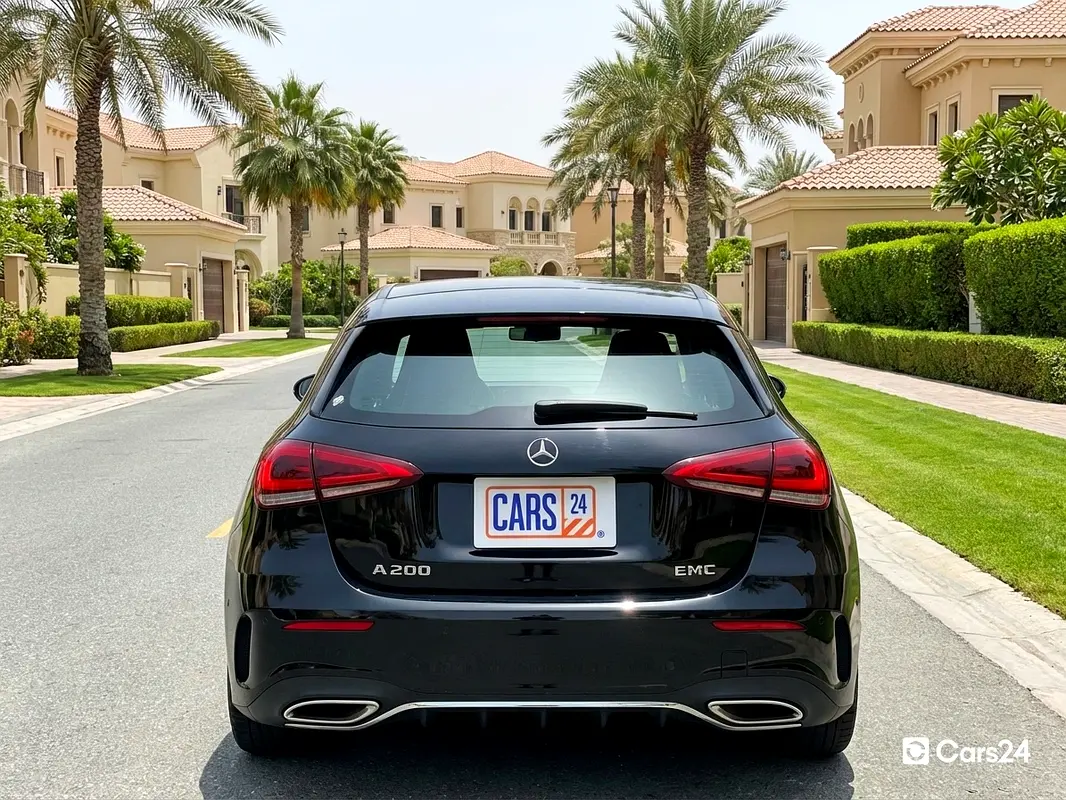 MERCEDES A-Class A 200 AMG Premium Plus 2022 - photo 4 - Import Émirats | International Cars
