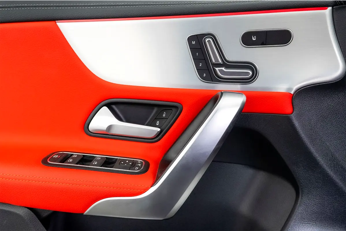 MERCEDES A-Class A 45 S AMG 2025 - photo 12 - Import Émirats | International Cars