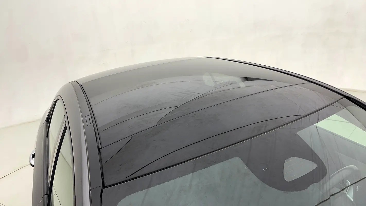 MERCEDES A-Class A 200 AMG 2024 - photo 12 - Import Émirats | International Cars