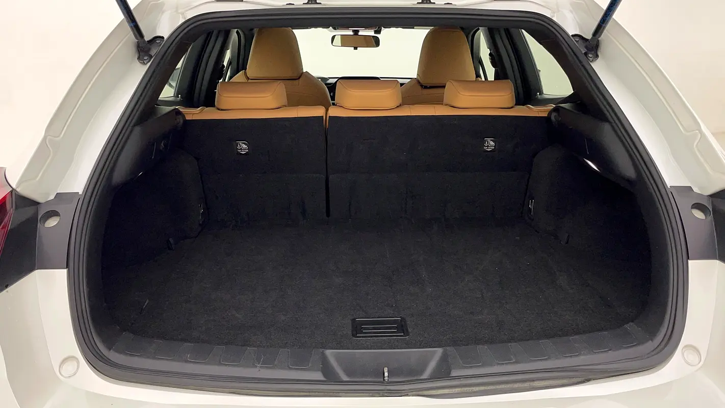 MERCEDES A-Class A 35 AMG 4MATIC 2022 - photo 11 - Import Émirats | International Cars