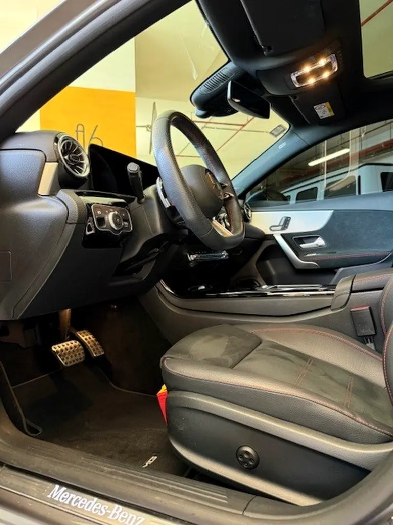 MERCEDES A-Class A 200 2023 - photo 3 - Import Émirats | International Cars