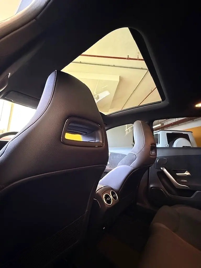 MERCEDES A-Class A 200 2023 - photo 5 - Import Émirats | International Cars