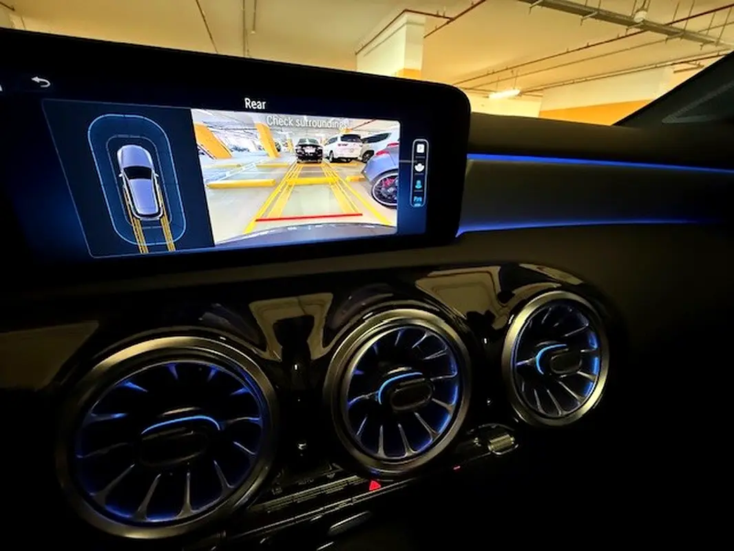 MERCEDES A-Class A 200 2023 - photo 7 - Import Émirats | International Cars