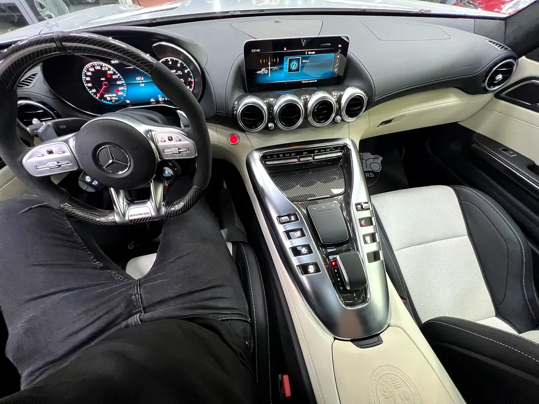 MERCEDES AMG AMG-GT S 2020 - photo 11 - Import Émirats | International Cars