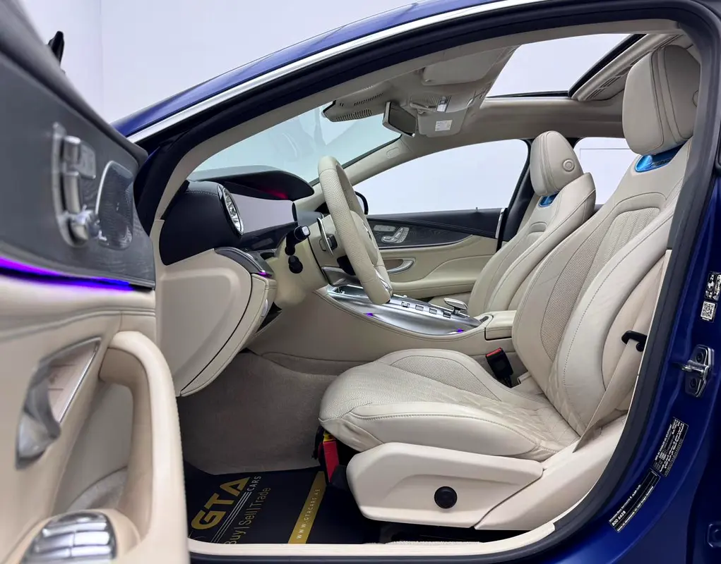 MERCEDES AMG GT 43 4Matic Plus 2019 - photo 11 - Import Émirats | International Cars