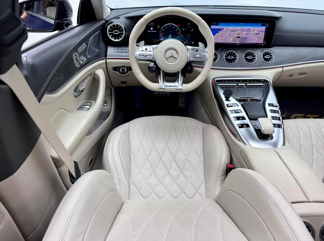 MERCEDES AMG GT 43 4Matic Plus 2019 - photo 8 - Import Émirats | International Cars