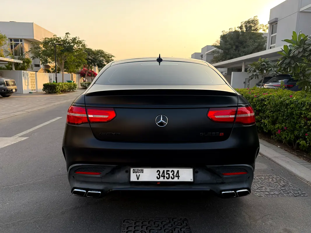 MERCEDES GLE Coupe GLE 63 S AMG 4Matic Plus 2017 - photo 4 - Import Émirats | International Cars