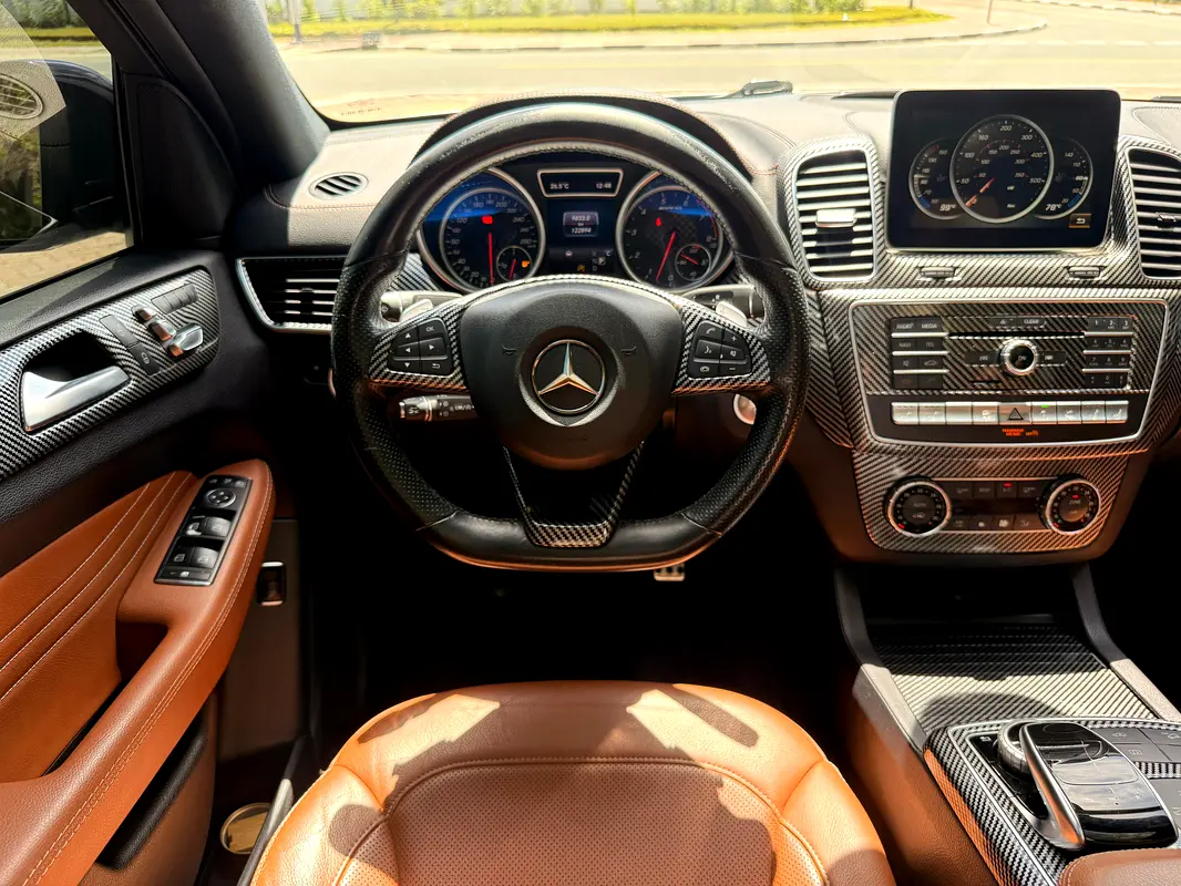 MERCEDES GLE Coupe GLE 43 AMG 2018 - photo 9 - Import Émirats | International Cars